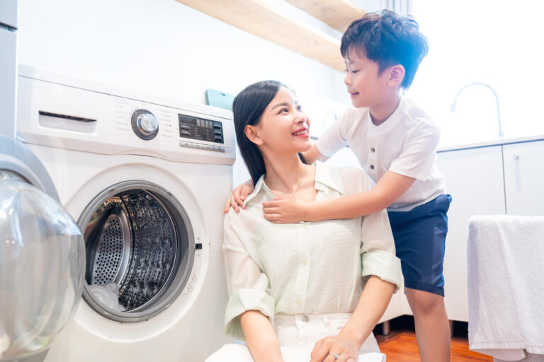 Nước Giặt Tốt Nhất 2025: Cuộc Cách Mạng Sạch Sẽ & An Toàn Cho Ngôi Nhà Bạn!